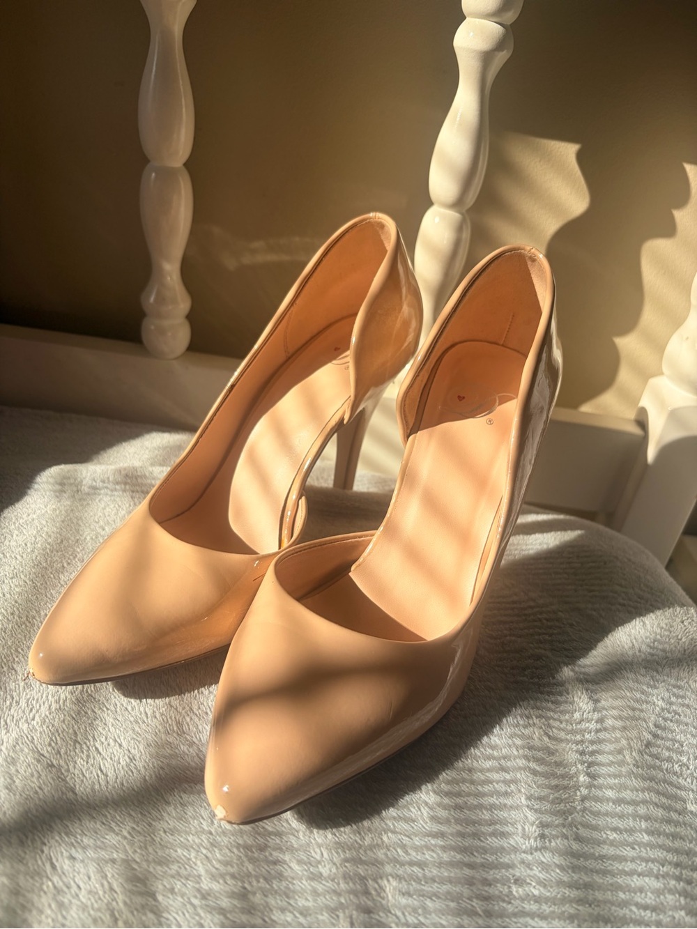 Classic Women's Pointed Toe High Heels in Nude